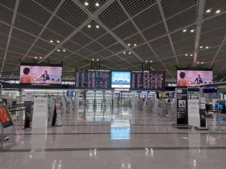 成田空港第一ターミナルのチェックインロビーはガラガラ
